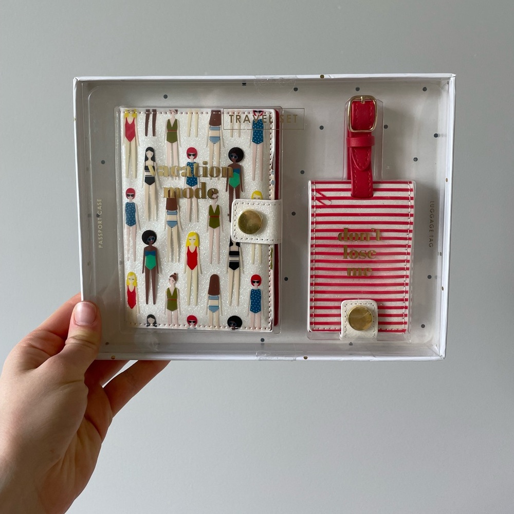 Luggage Tag and Passport Case